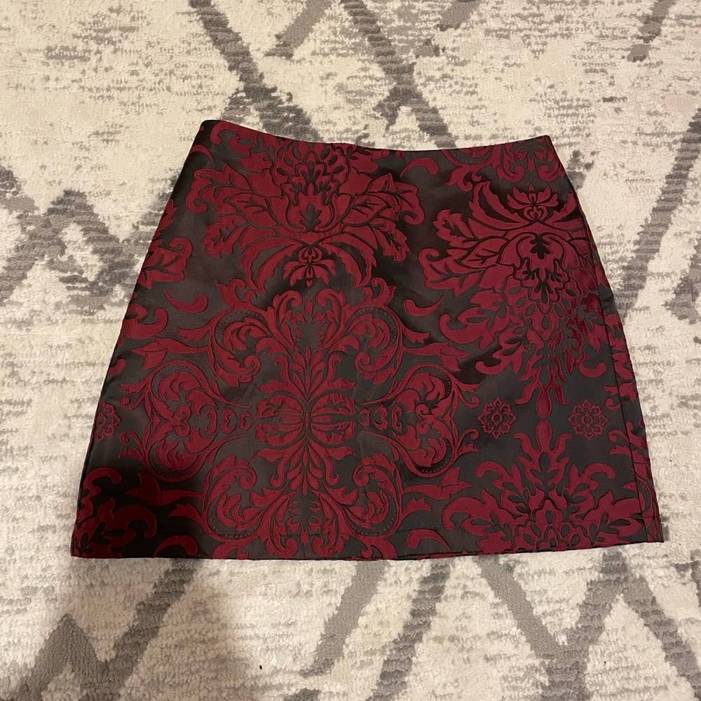 Forever 21 Black and Red Mini Skirt Size XS